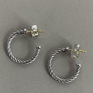 David Yurman Classic Sculpted Cable Hoop Earrings in S 925 Sterling Silver